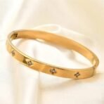 Stainless steel cubic handcuff - Image 3